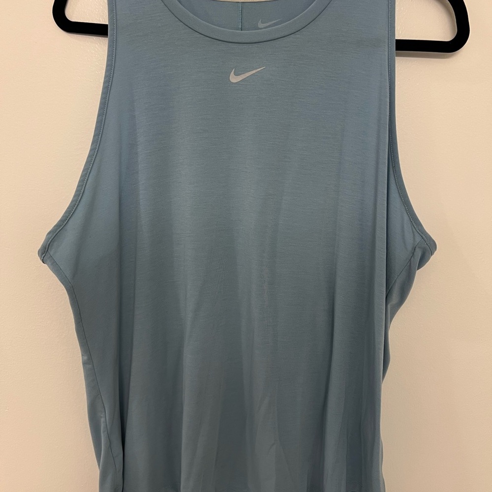 Nike Sleeveless Muscle Tee